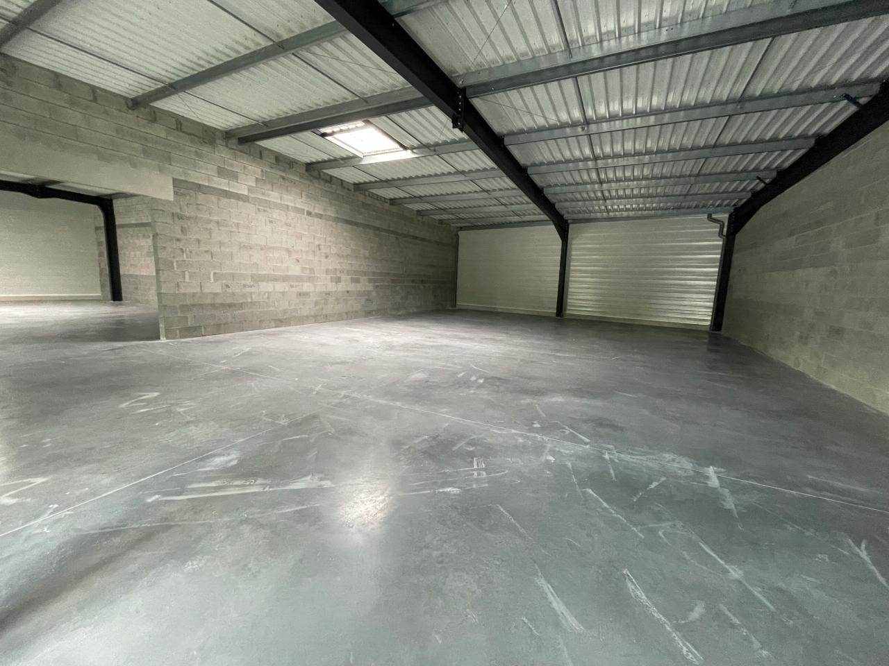 Local d'activité Bouëxière 822m² Vente local d'activité Bouëxière Ille-et-Vilaine OVACT2531821 1
